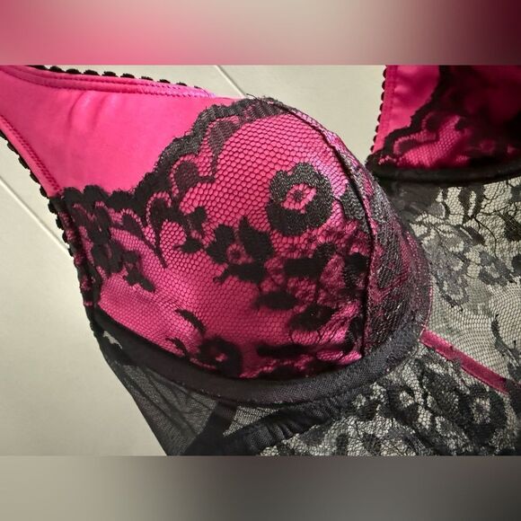 Sexy Sheer Black Lace & Hot Pink Lingerie Babydoll 36C New Without Tags - Picture 6 of 17